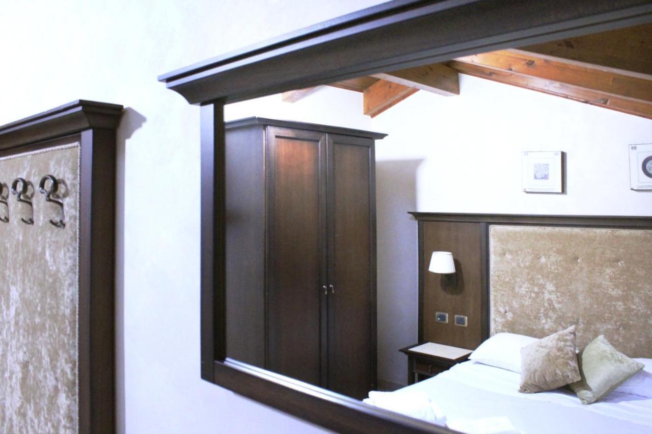 Bed and Breakfast Le Corti - Dimora Storica Polistena Exterior foto